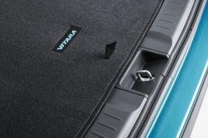 Коврик в багажник велюровый голубой логотип оригинал 990E0-54P40-TUR для Suzuki Vitara 2015-2020