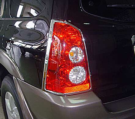 Накладки на задние фонари хромированные IDFR 1-MZ440-02C для Mazda Tribute 2000-2006