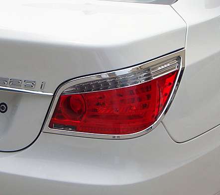 Накладки на задние фонари хромированные IDFR 1-BW202-02C для BMW E60 2003-2009