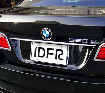 Молдинг над номером крышки багажника хромированный IDFR 1-BW203-10C для BMW F10 2010-2016