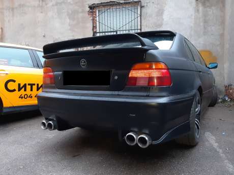 Бампер задний под покраску H-Style для BMW E39 1995-2003