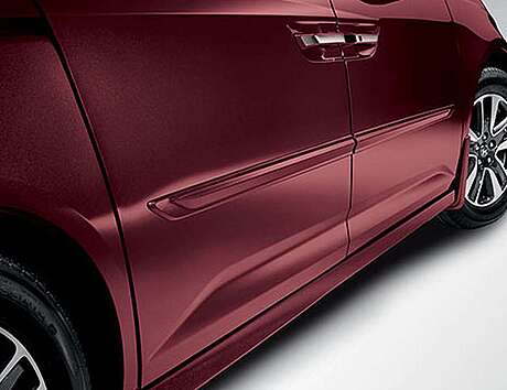 Молдинги дверей крашенные в цвет кузова оригинал 08P35-TK8-XXX для Honda Odyssey 2011-2017