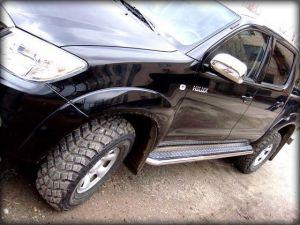 Подножки с листом диам.60мм, лист алюминий, окантовка нержавейка, для авто Toyota Hilux Double Cab 2005-2015