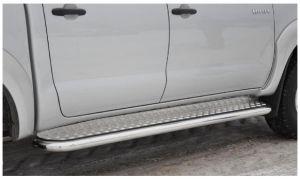 Подножки с листом диам.60мм, окантовка нержавейка, лист алюминий, для авто Toyota Hilux Double Cab 2005-2015