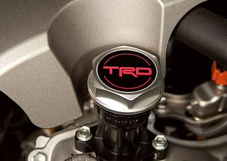Крышка двигателя TRD Performance для Toyota Tundra 2014- 