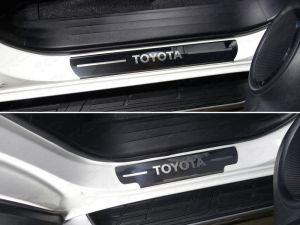 Накладки на пороги (лист зеркальный надпись Toyota) 4шт код TOYFORT17-03 для TOYOTA FORTUNER 2017-