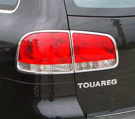 Накладки на задние фары хромированные IDFR 1-VW700-02C для Volkswagen Touareg 2003-2007  