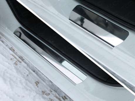 Накладки на пороги (лист зеркальный) код MAZ615-03 для Mazda 6 2015-