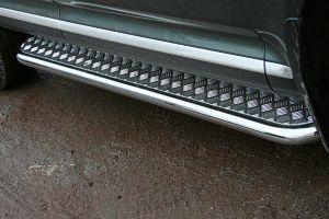 Подножки с листом диам.60мм, лист алюминий, окантовка нержавейка, для авто VW Touareg, Porsche Cayenne 2003-2010