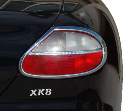 Накладки на задние фонари хромированные со стразами IDFR 1-JR401-03C для Jaguar XK8 1996-2006