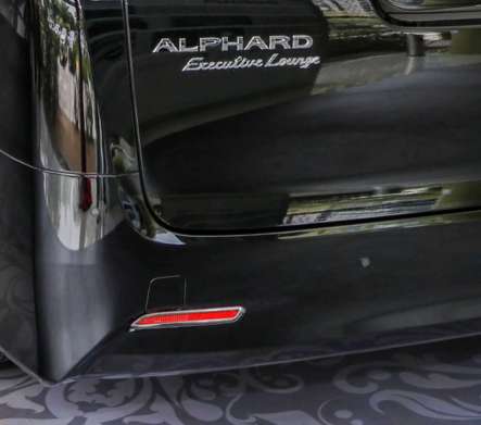 Накладки на катафоты в заднем бампере хромированные IDFR 1-TA007-10C для Toyota Alphard 2018-