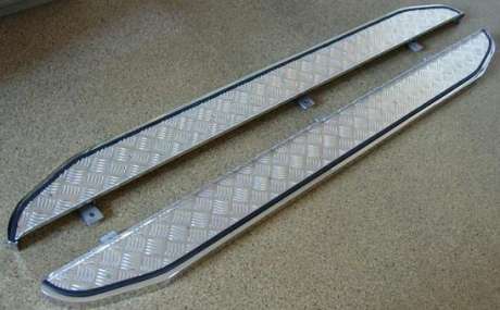 Подножки с листом, окантовка прямоугольный профиль 20х40мм, окантовка нержавейка, лист алюминий, для авто Nissan Pathfinder R51 2005-2014