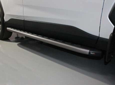 Пороги алюминиевые с пластиковой накладкой (карбон серые) 1720 мм код TOYRAV19-23GR для Toyota Rav4 2019-