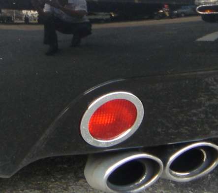 Накладки на противотуманные фонари в заднем бампере хромированные IDFR 1-VW021-07C для Volkswagen Beetle 1999-2005
