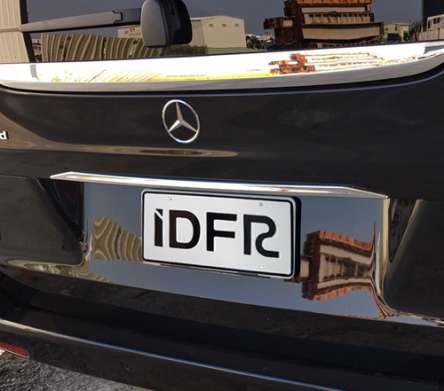 Молдинг над номером крышки багажника (размер 800*20mm) IDFR 1-MB705-07C для Mercedes-Benz W447 V-Class 2014- 