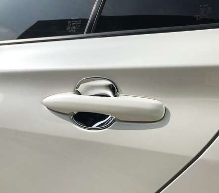 Накладки под ручки дверей хромированные IDFR 1-TA444-06C для Toyota Prius 2016-