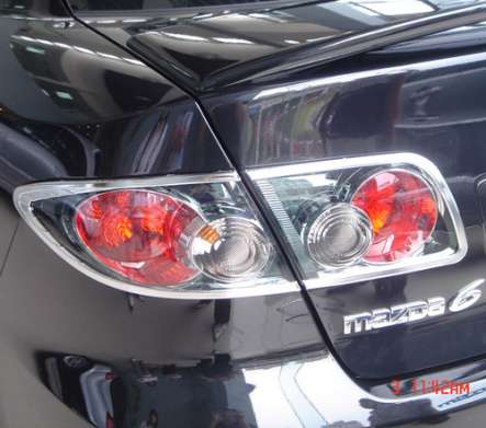 Накладки на задние фонари хромированные IDFR 1-MZ420-02C для Mazda 6 2005-2008