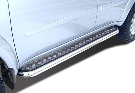 Подножки с листом диам.60мм, лист алюминий, окантовка нержавейка, для авто Mitsubishi Pajero Sport 2008-2016