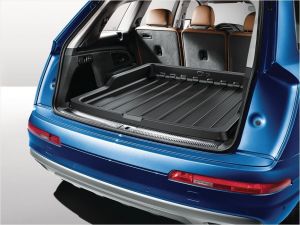 Коврик в багажное отделение пластиковый оригинал для Audi Q7 2015- 