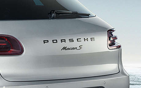 Надпись «PORSCHE» и обозначение модели, окрашенные 95B 044 802 81 041 для Porsche Macan 2014-