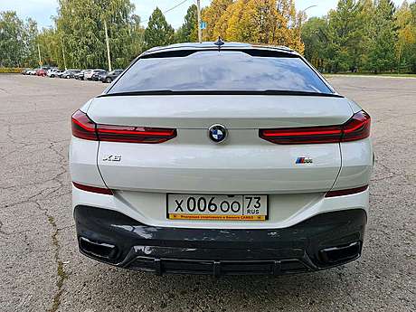 Вставки в задний бампер карбон Renegade для BMW X6 G06 2019-