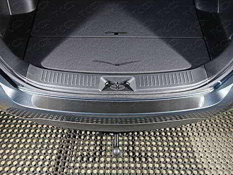 Накладка на задний бампер (лист шлифованный) KIASOR12-25 для KIA Sorento 2012-2020