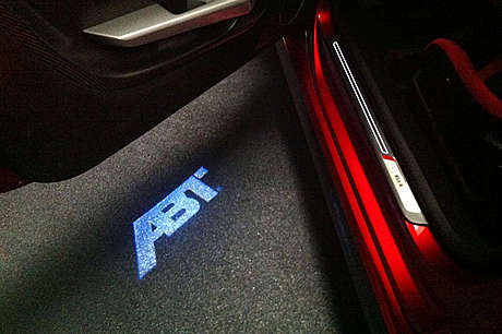 Проекция логотипа ABT на асфальт для Audi SQ7 (c 2020 г.в.) (оригинал, Германия)